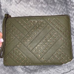 COPY - Michael kors wristlet